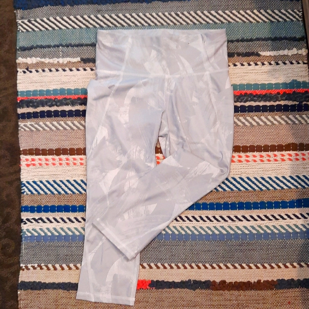 Xersion gray leggings , Capri